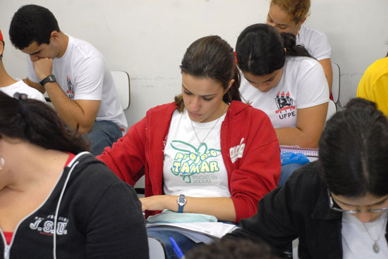 Alunos de cursos de graduação em instituições particulares de ensino podem pedir o financiamento em qualquer etapa do curso e em qualquer mês (foto Wanderley Pessoa)