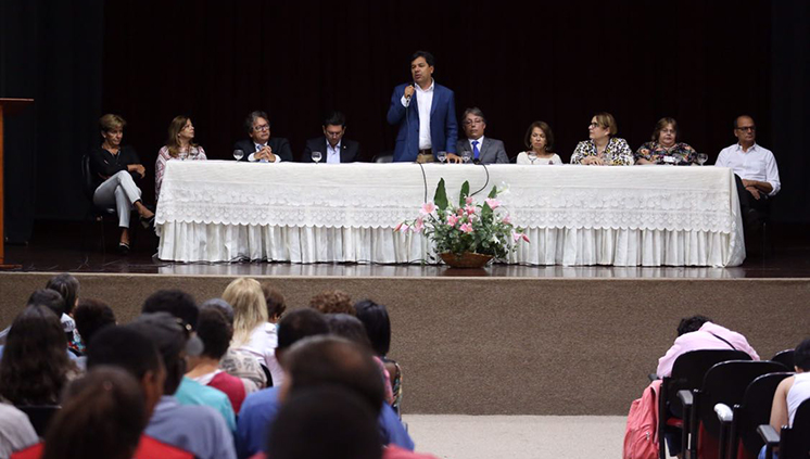 O ministro destacou a disposição do MEC em discutir, com o Instituto Benjamin Constant, pautas de inclusão (Foto: André Nery/MEC)