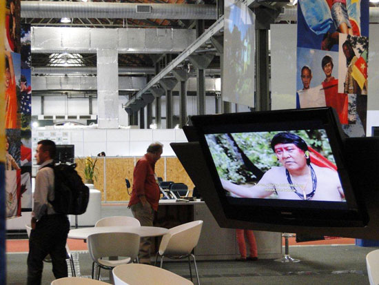 O estande do MEC apresenta uma exposição de 40 fotografias de escolas públicas de todo o país (foto: Arquivo MEC) O estande do MEC apresenta uma exposição de 40 fotografias de escolas públicas de todo o país (foto: Arquivo MEC)